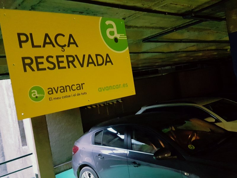 Plaça reservada a Avancar en parkings de Núñez i Navarro